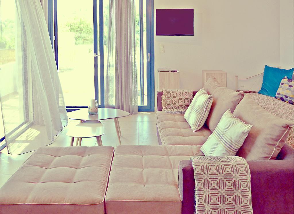 Mastiha Villas Ágios Aimilianós Екстериор снимка